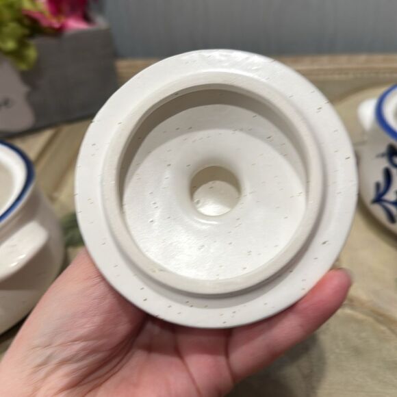 Vintage Set of Two Floral Motif Speckled Stoneware Soup Bowls with Lids Japan - Picture 11 of 16